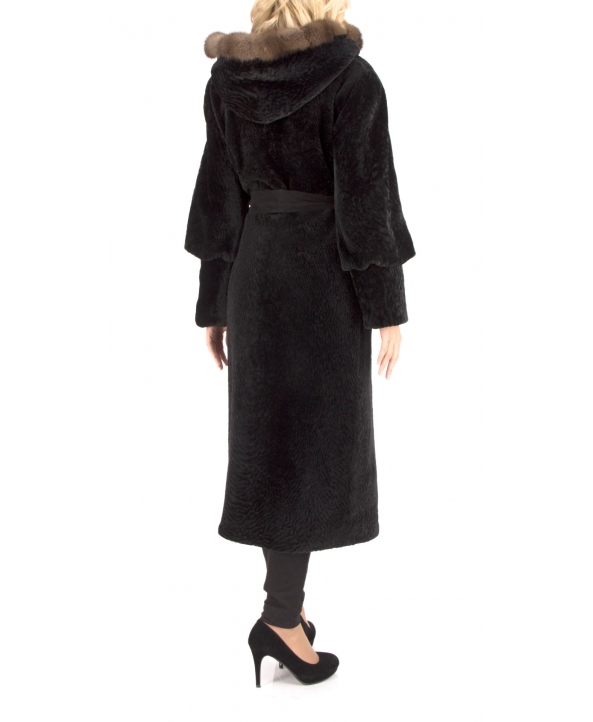Пальто из мутона, цвет: Чёрный, отделка Соболь - купить за 58300 в магазине - Гипермаркет меха