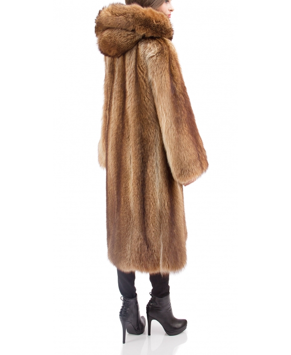 Пальто из меха енота, цвет: Кристалл - купить за 160500 в магазине - Гипермаркет меха