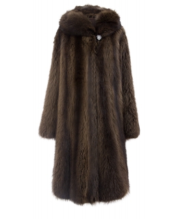 Пальто из меха енота, цвет: Фишер - купить за 182200 в магазине - Гипермаркет меха